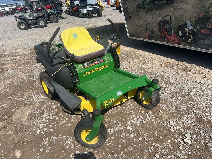 john-deere-z225-image-10