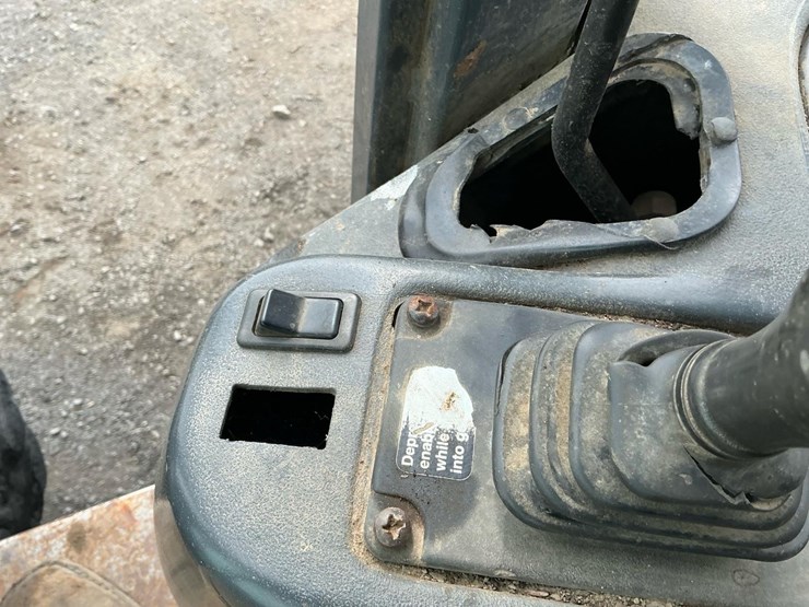 2005-john-deere-540-image-23