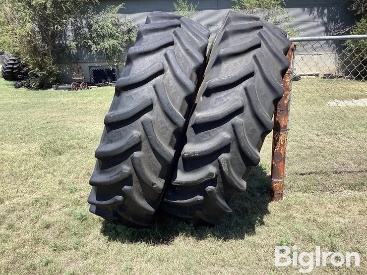 john-deere-520-image-8