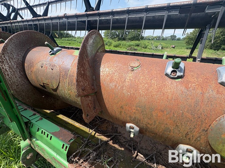 john-deere-630-image-16