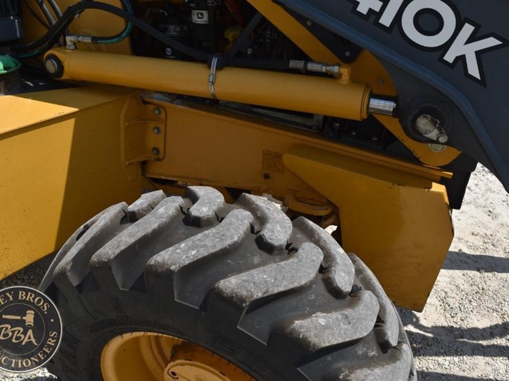 2015-deere-410k-image-43