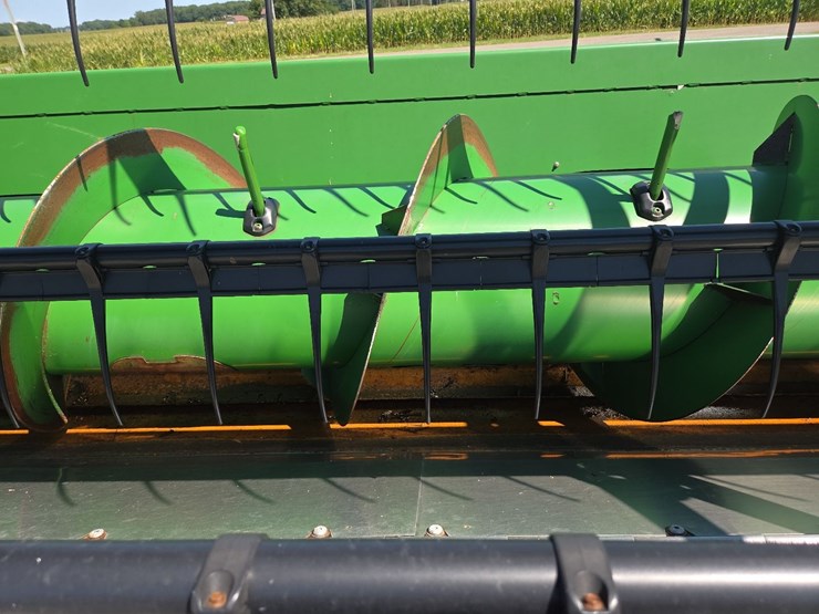 john-deere-635f-image-16