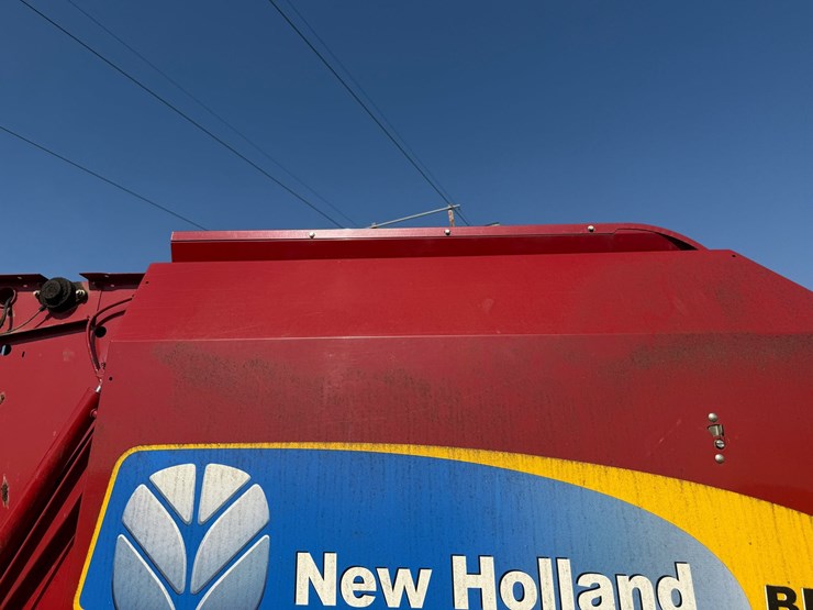 2014-new-holland-br7060-image-36
