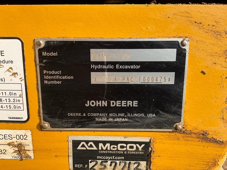 2023-john-deere-245-image-9