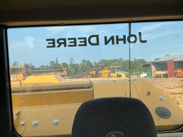 2023-john-deere-245-image-53