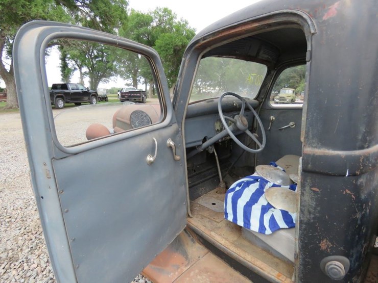 1938-plymouth-pt-57-pickup-image-12