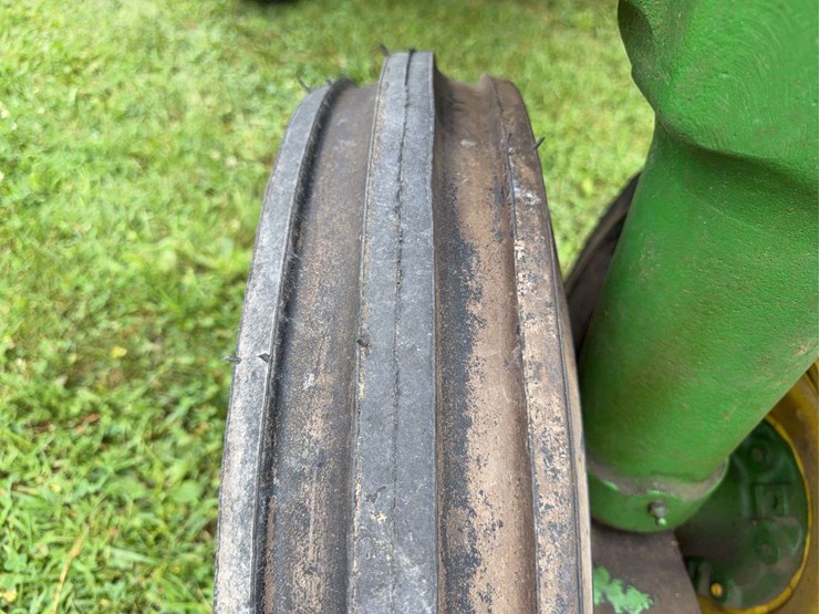john-deere-b-image-14