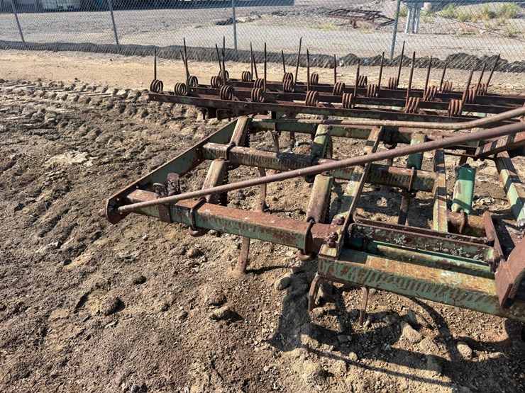 john-deere-1100-image-16