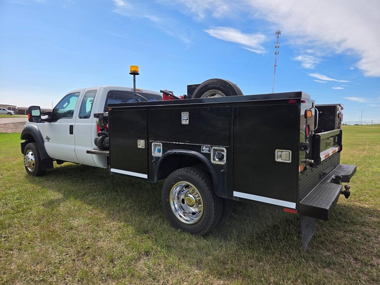 2013-ford-f550-image-3