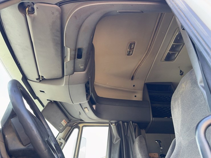 2015-international-prostar-image-62