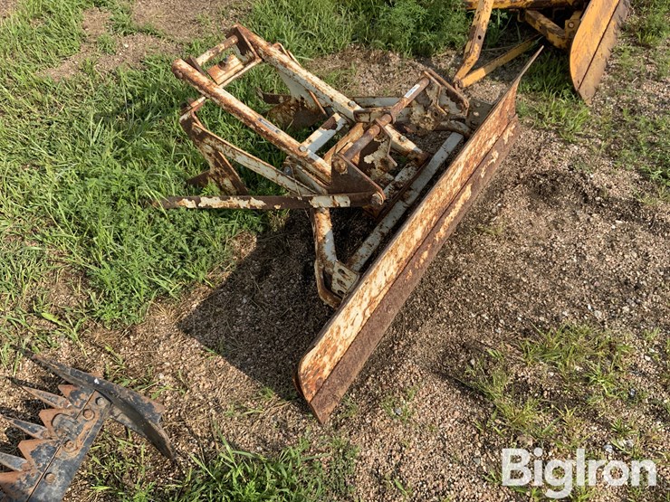 international-cub-154-lo-boy-image-3