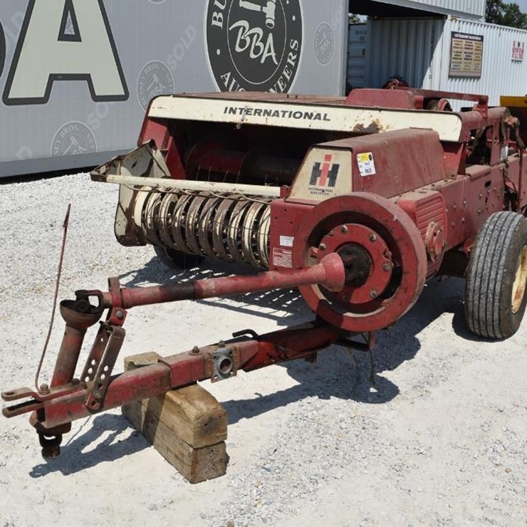INTERNATIONAL 430T