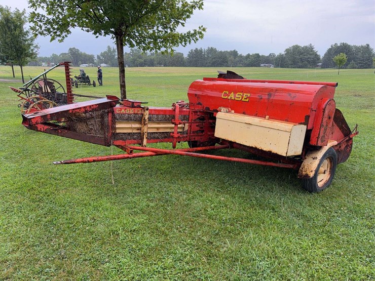 case-133-square-baler-image-3