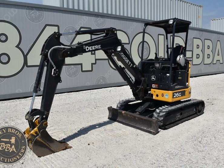 2020-deere-26g-image-3