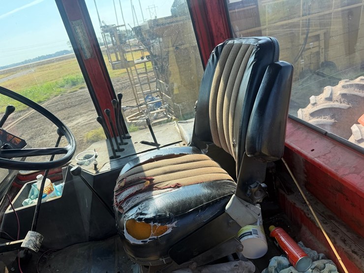 1983-massey-ferguson-4880-image-74