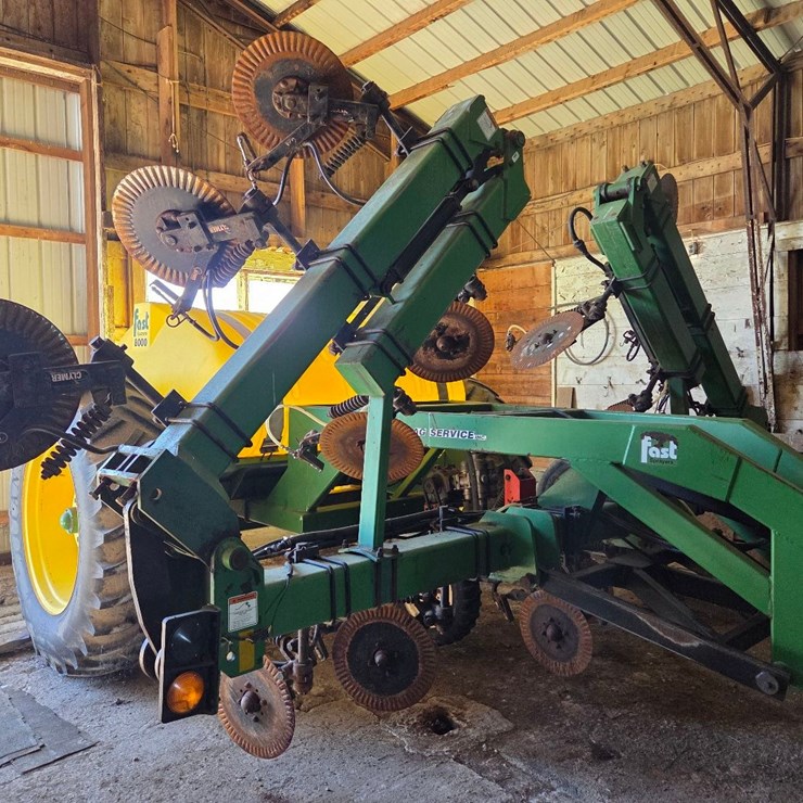 15 shank Fast 8000 liquid applicator