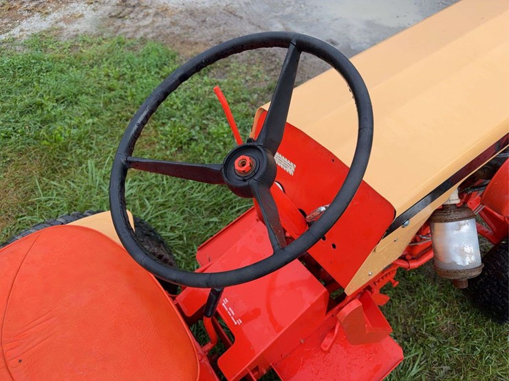 case-130-garden-tractor-image-14
