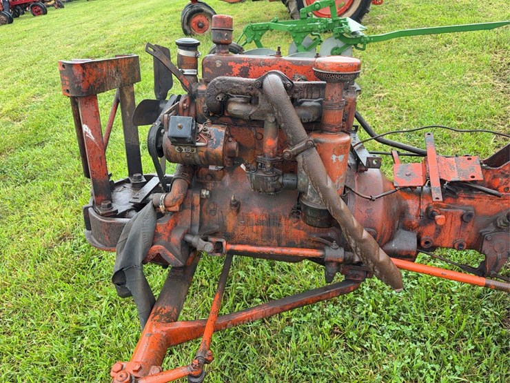 case-vac-parts-tractor-image-19