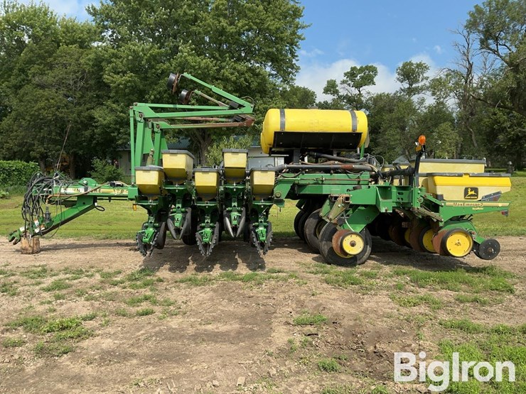 john-deere-1780-image-8