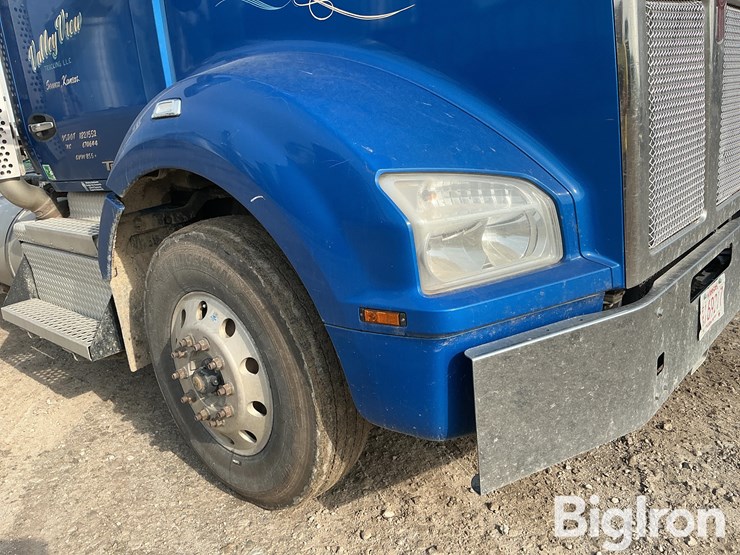 2019-kenworth-t880-image-20