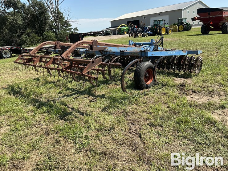 dmi-colter-champ-ii-chisel-plow-image-5