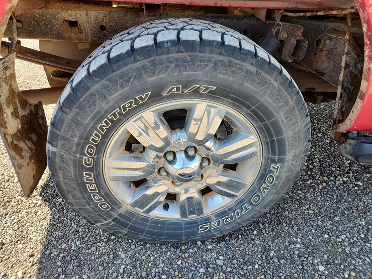 2010-ford-f150-xlt-image-18