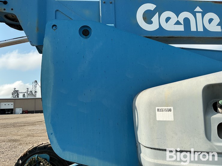 2007-genie-z-135-boom-lift-image-19