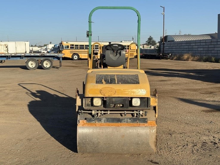 2006-caterpillar-cb-224e-image-6