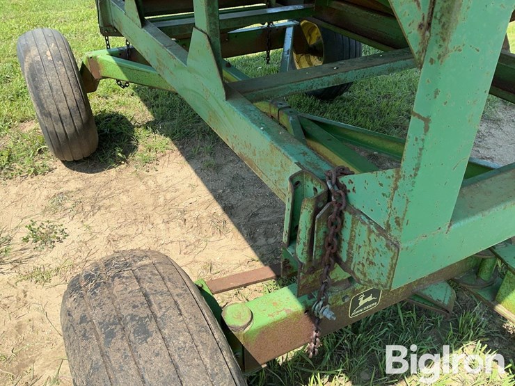 john-deere-1065-image-13