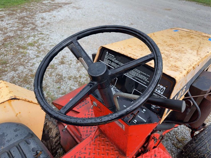 case-446-garden-tractor-image-16