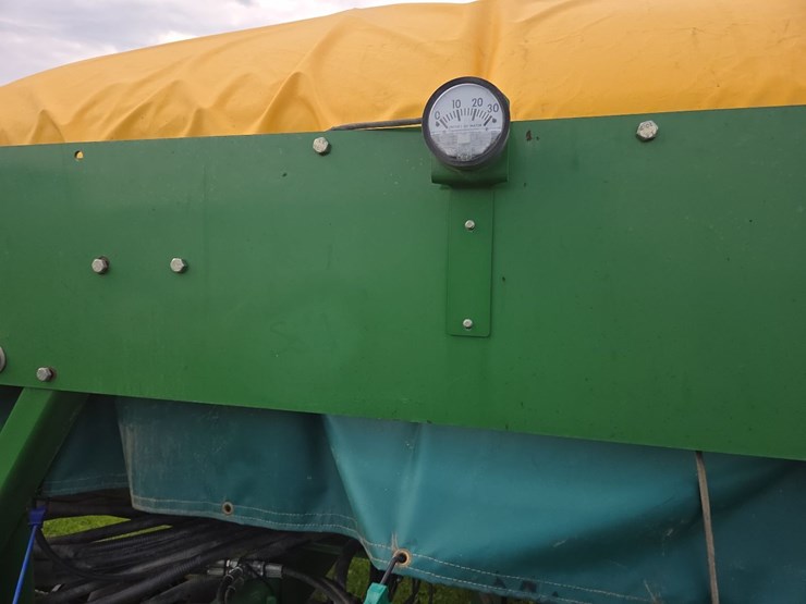 john-deere-1690-image-47