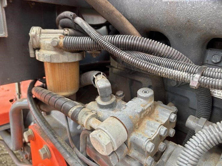 kubota-mx5100f-image-50
