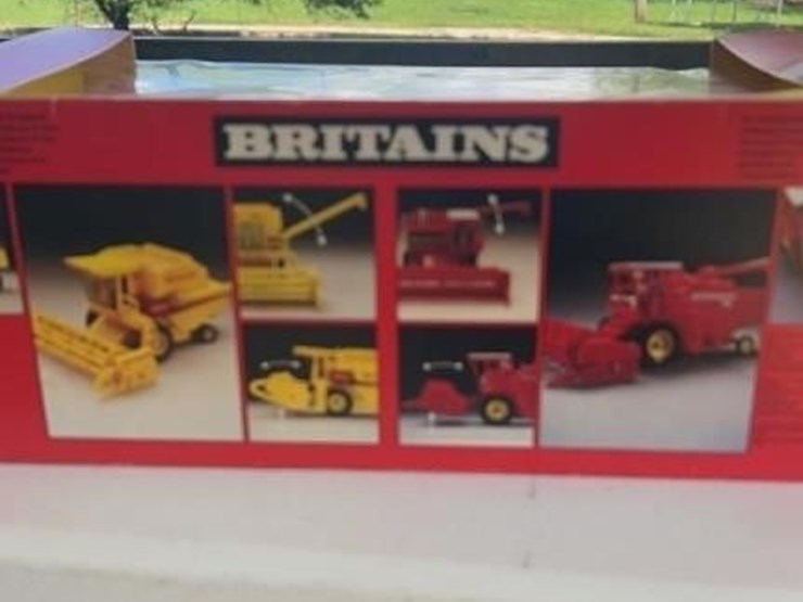 britains-massey-ferguson-760-1/32-scale-image-3