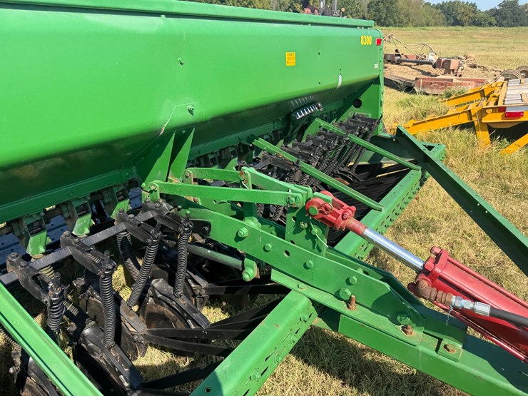 john-deere-8000-image-34