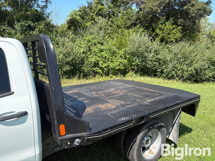 2019-chevrolet-silverado-3500-image-9