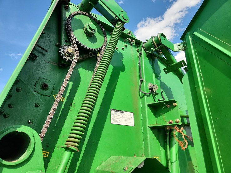 1996-john-deere-566-image-9