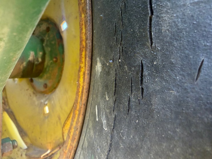 john-deere-8000-image-7