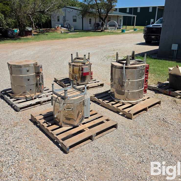 Skutt & Econo Electric Ceramic Kilns