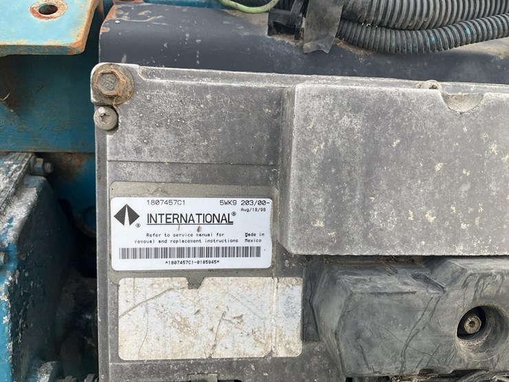 #250-•-1999-international-dt466e-power-unit-image-11