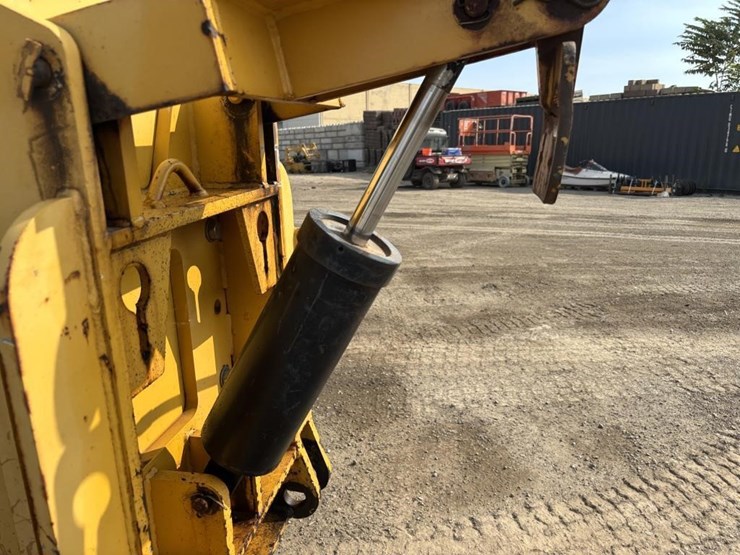 2009-deere-772g-image-19