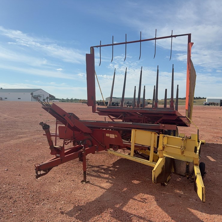 NEW HOLLAND 1033