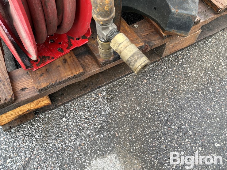 massey-ferguson-730-image-17