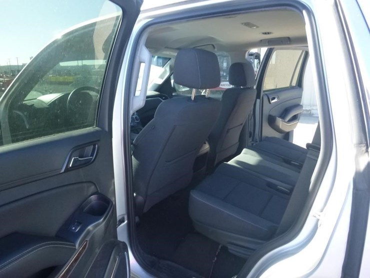 2018-chevrolet-tahoe-image-7