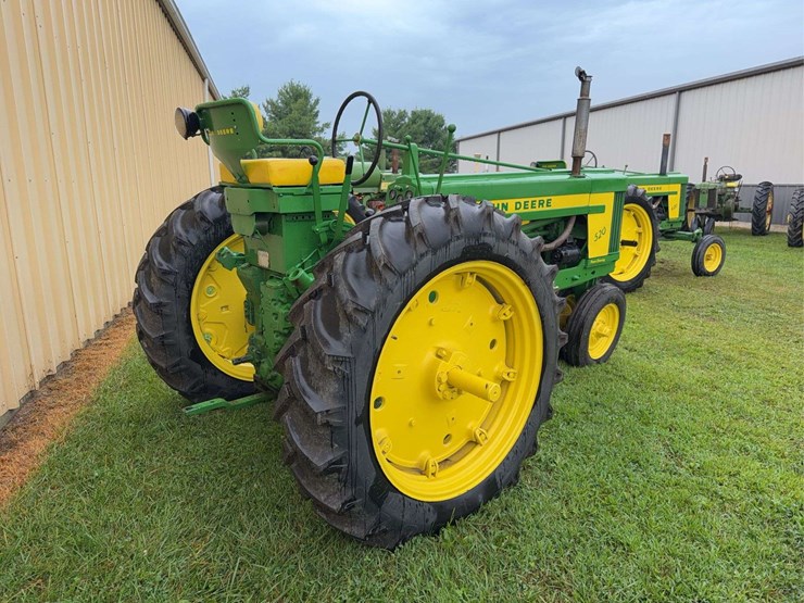 john-deere-520-image-4