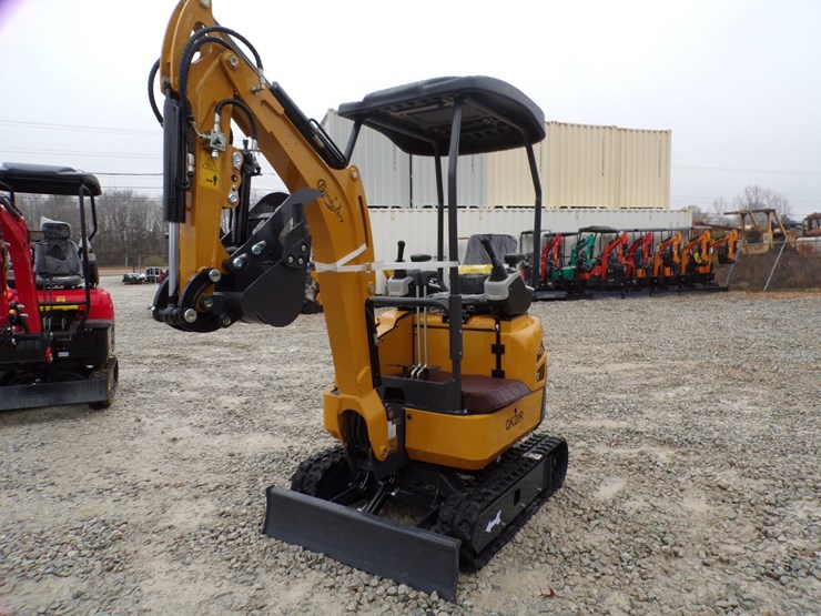 #1377-•-mini-excavator-qk20r-image-1