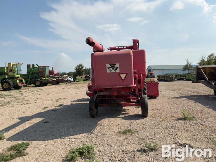 1966-massey-ferguson-410-image-5