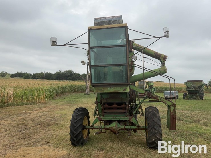 1951-john-deere-55-image-2
