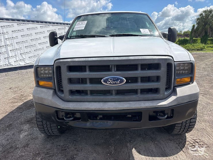 2005-ford-f250-image-18