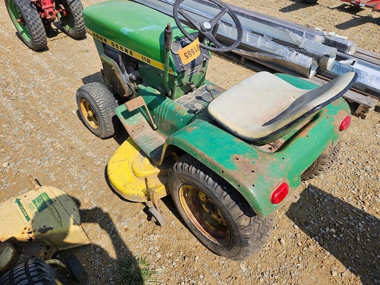 john-deere-112-image-3