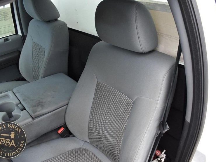 2020-ford-f650-image-31